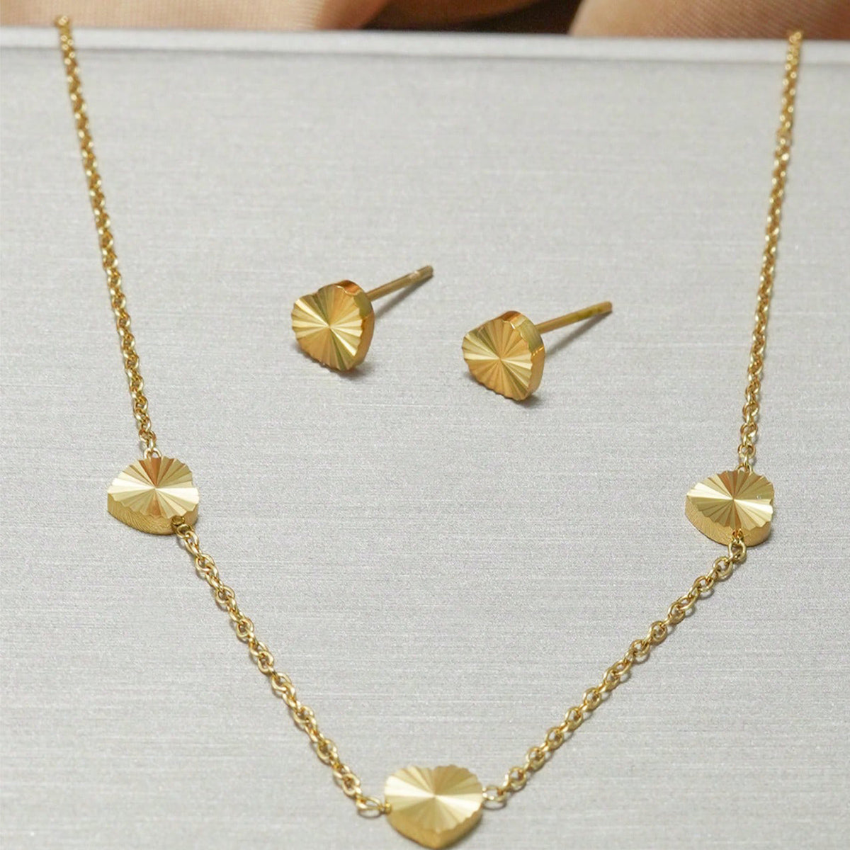 Lxalry 18K Gold Plated Mirror Ball Jewelry Set, Hypoallergenic Skin-Safe Necklace & Stud Earrings for Daily/Evening, Never-Fade Adjustable Luxury with Precision-Cast Beads