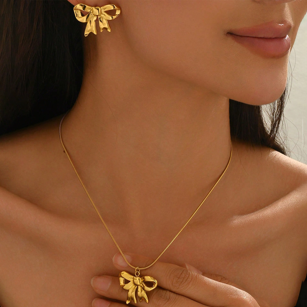 Lxalry 18K Gold Plated Bow Mirror Jewelry Set, Hypoallergenic Skin-Safe Necklace & Earrings for Weddings/Gifting, Never-Fade Adjustable Luxury with Precision-Cast Ribbon