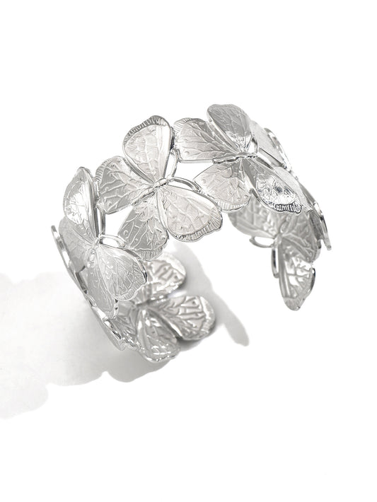 Lxalry Platinum Plated Stainless Steel Floral Carved Mirror Bracelet, Hypoallergenic Skin-Safe Jewelry with Artisan Polish, Never-Tarnish Luxury Gift for Women’s Daily & Evening Wear