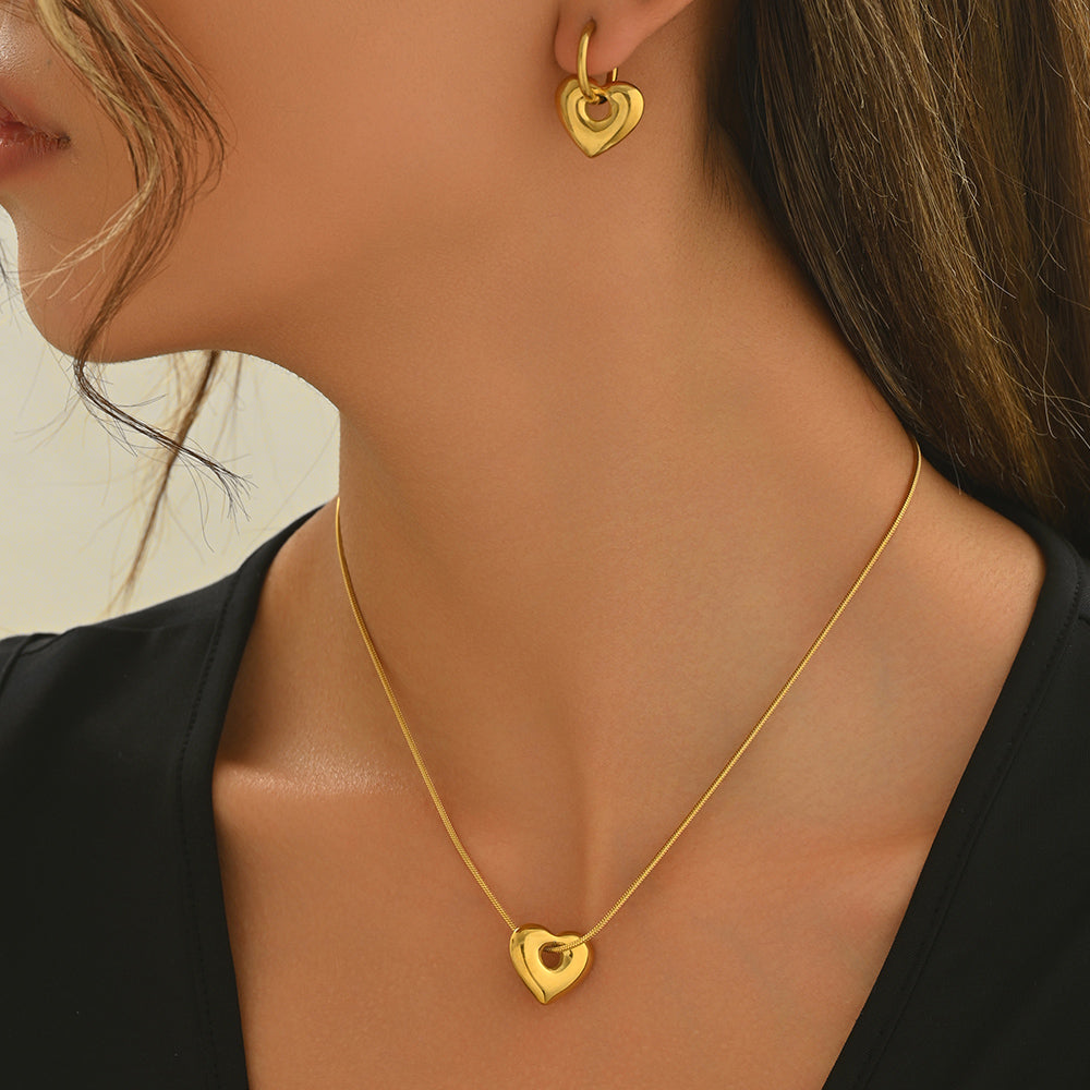 Lxalry 18K Gold Plated Hollow Heart Jewelry Set, Mirror Polish Hypoallergenic Necklace & Earrings for Women, Never-Fade Handmade Luxury Gift with Adjustable Chain