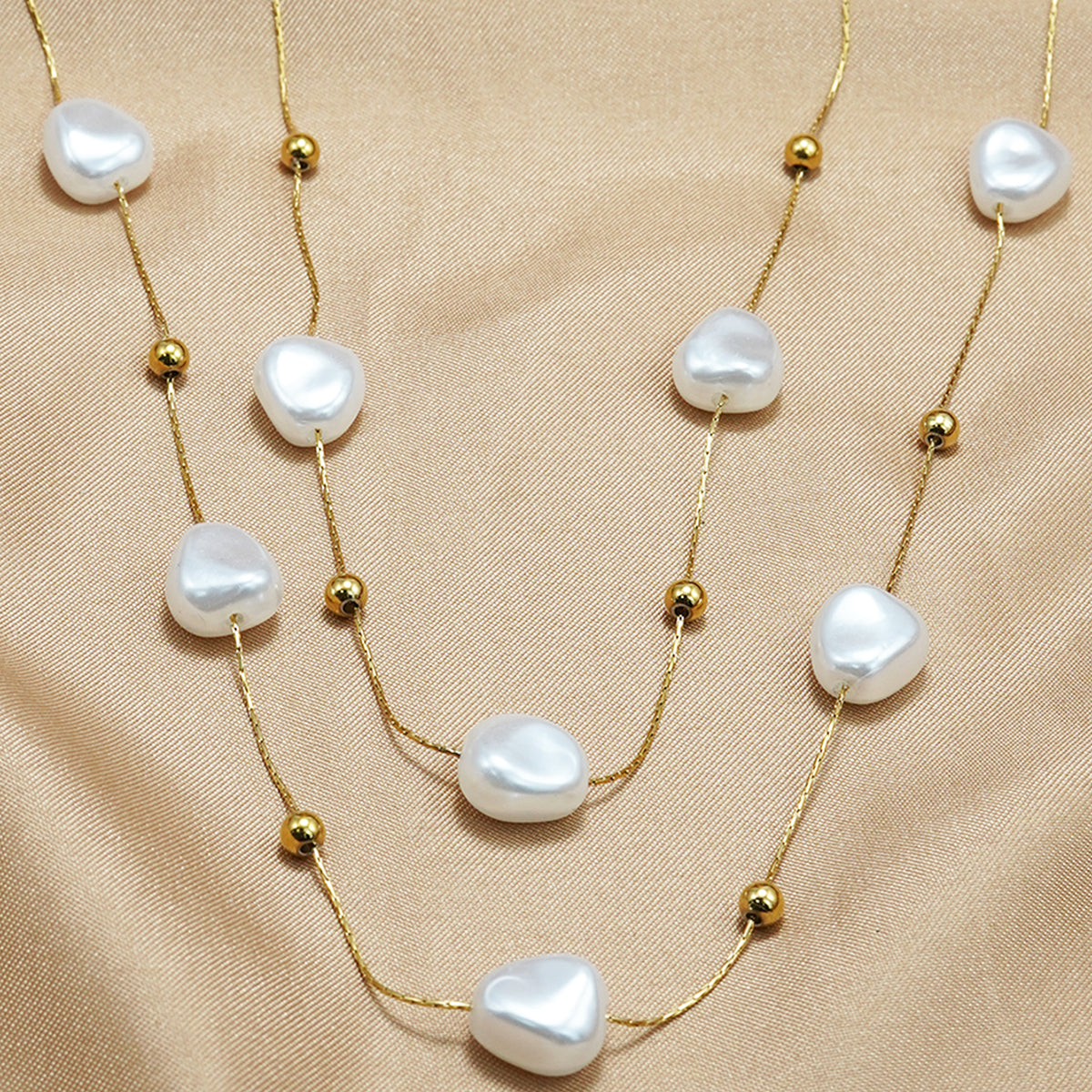 Lxalry 18K Gold-Plated Pearl-Studded Necklace - Stainless Steel Minimalist Jewelry for Women, Lightweight Hypoallergenic Gift for Wife/Mom, Skin-Safe Luxury for Daily & Evening Glam