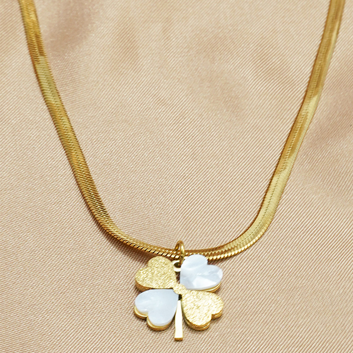 Lxalry 18K Gold-Plated Double Luck Necklace - Four-Leaf Clover Charm Hypoallergenic Jewelry, Tarnish-Free Gift for Women/Wife/Mom, Valentine’s Day Birthday Everyday Elegance