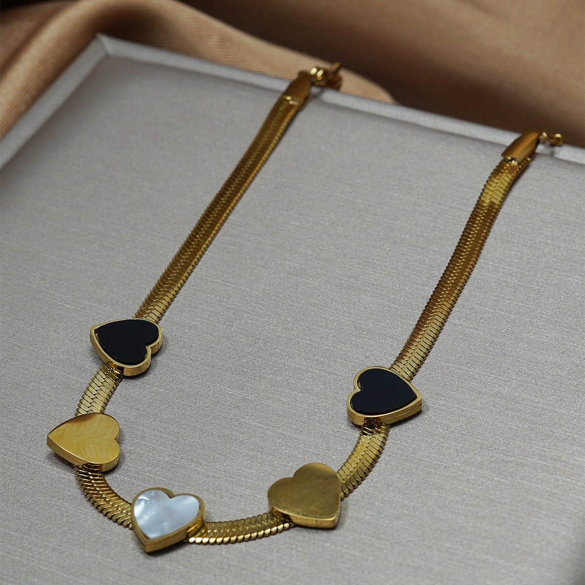 Lxalry 18K Gold Plated Heart Mirror Jewelry Set, Hypoallergenic Skin-Safe Necklace & Bracelet for Daily/Gifting, Never-Fade Adjustable Luxury with Precision Inlay Craftsmanship